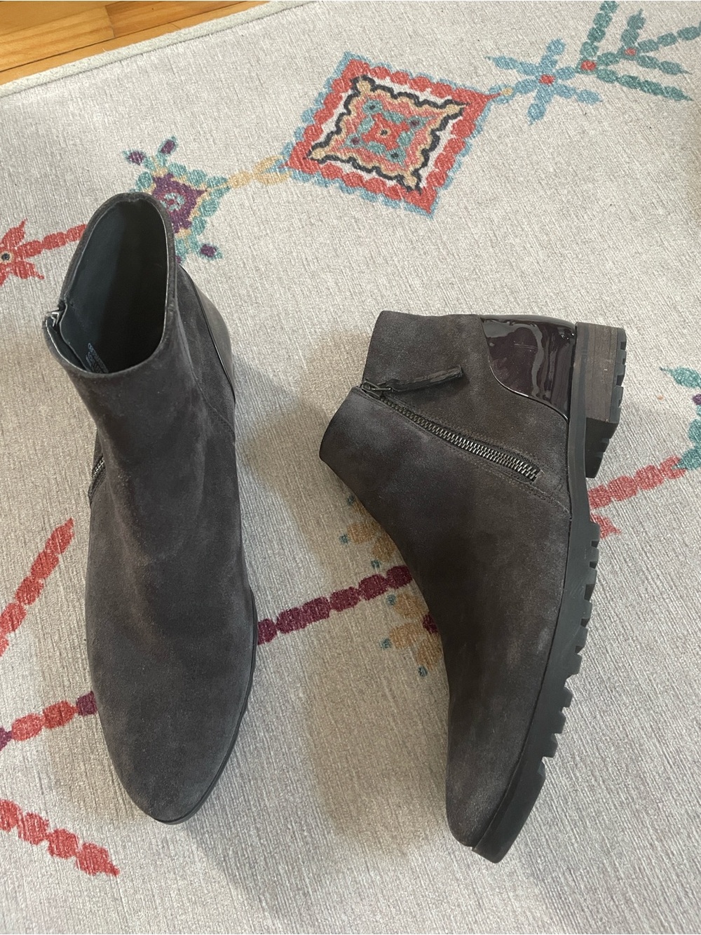 Paul Green Dina Chelsea lug sole boots